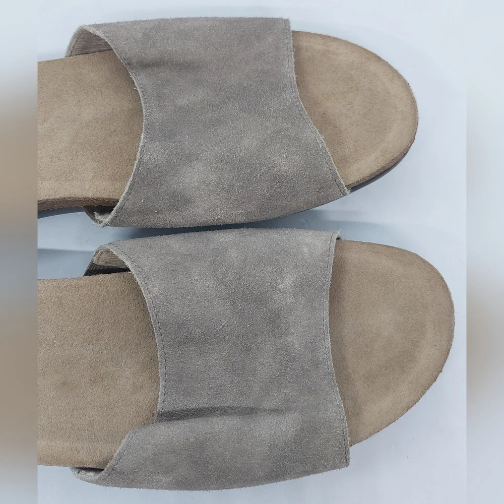 Munro Laya Women's 12M Taupe Suede Slide Sandals Slip On Open Toe Shoes